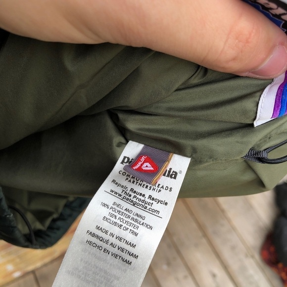 Patagonia Nano Puff Jacket Green - Picture 2 of 11
